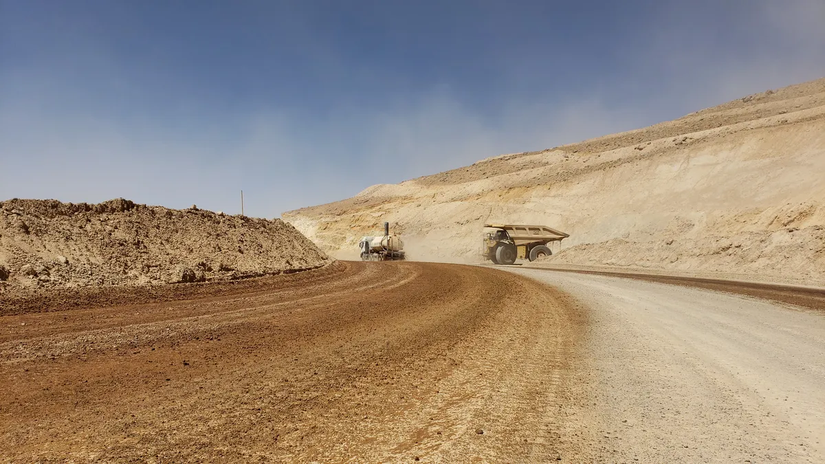 EDF Materiales presenta: La revolución sustentable para caminos mineros y viales con tecnología Cypher